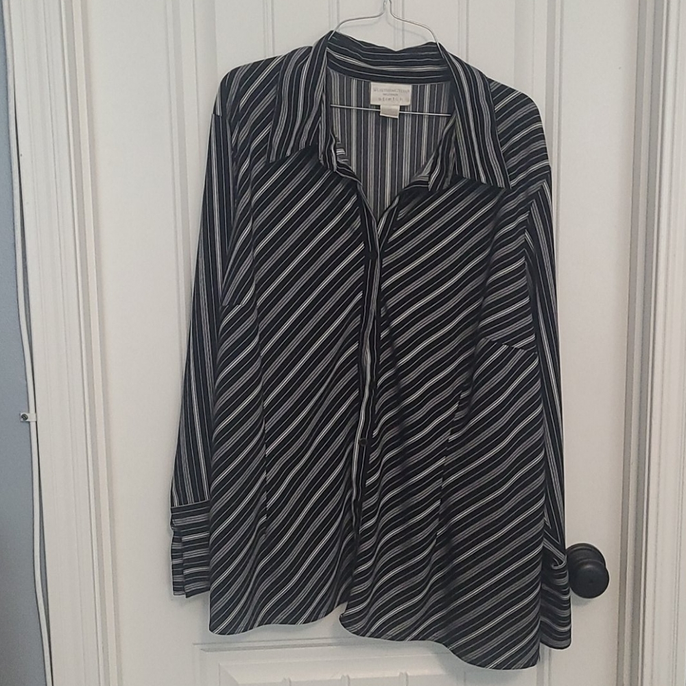 Worthington black & white blouse
